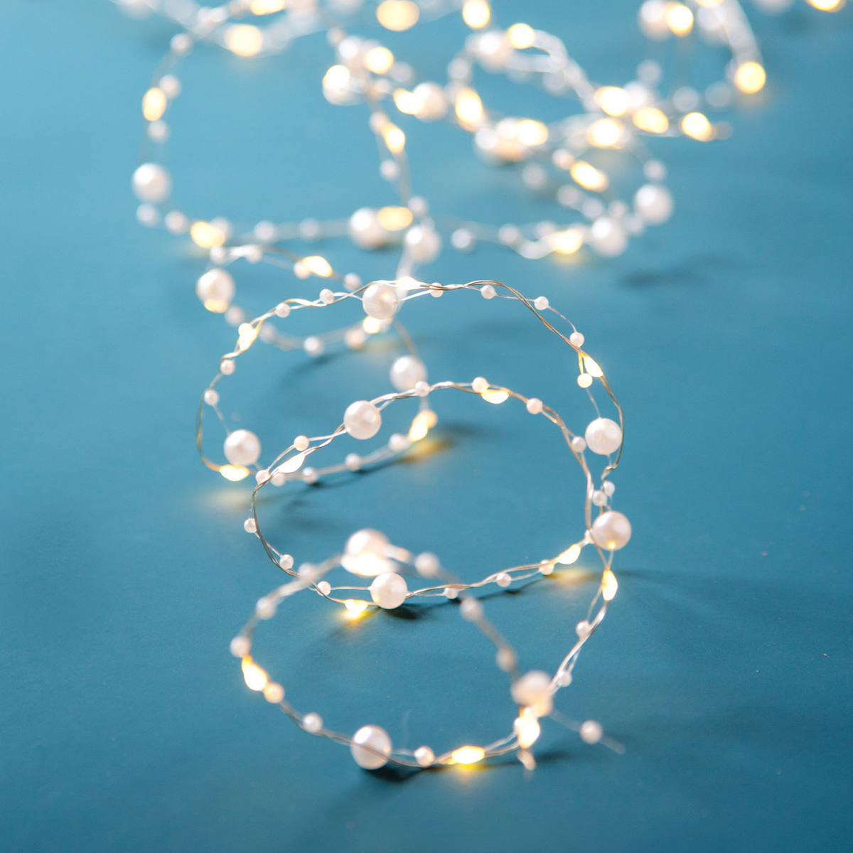 Botanical Mistletoe Bead String Lights 3M