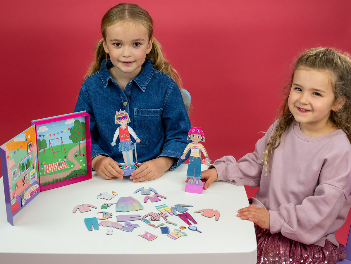 Best Friends - Magnetic Dress Up Doll